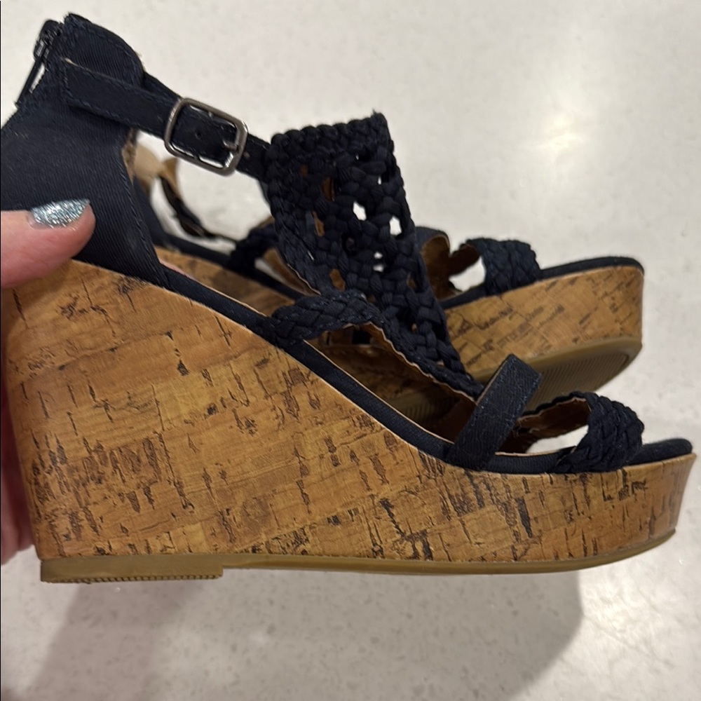 Jellypop Black High-Heeled Sandals with Intricate Cut-Out Design, 5.5, GUC - Picture 6 of 9